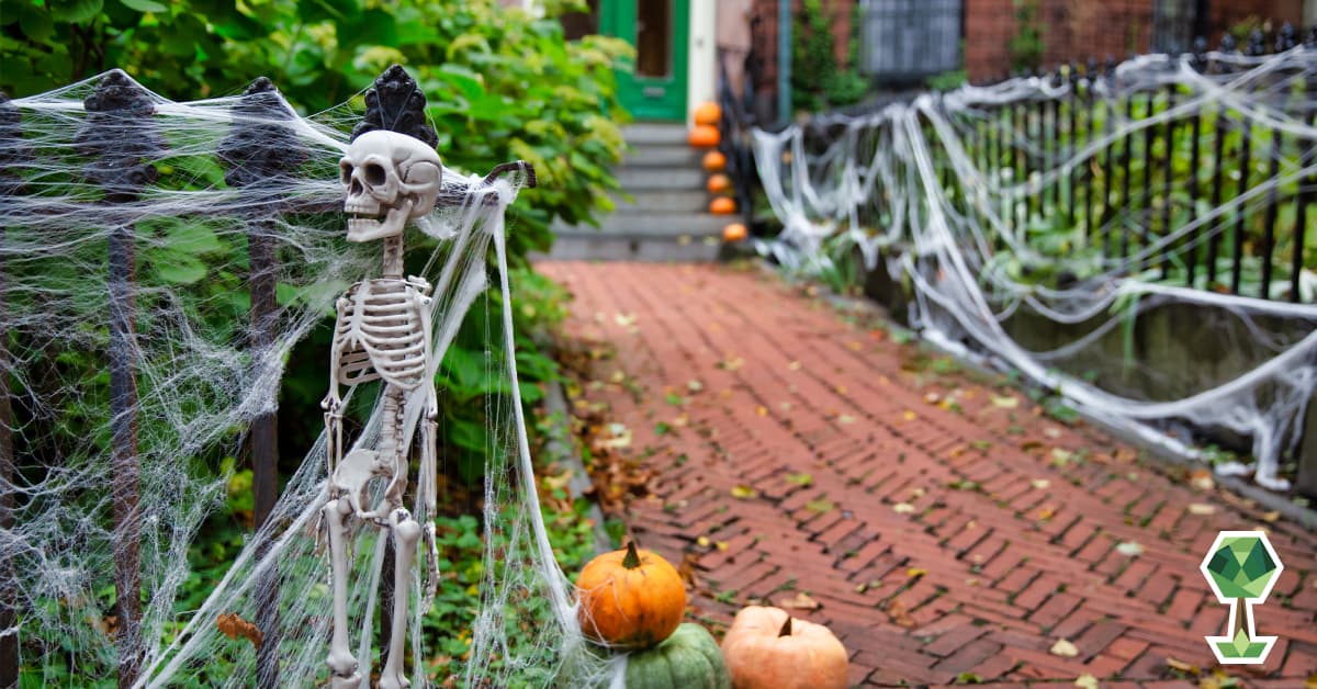 Spooky Destinations Around Boise to Visit This Halloween